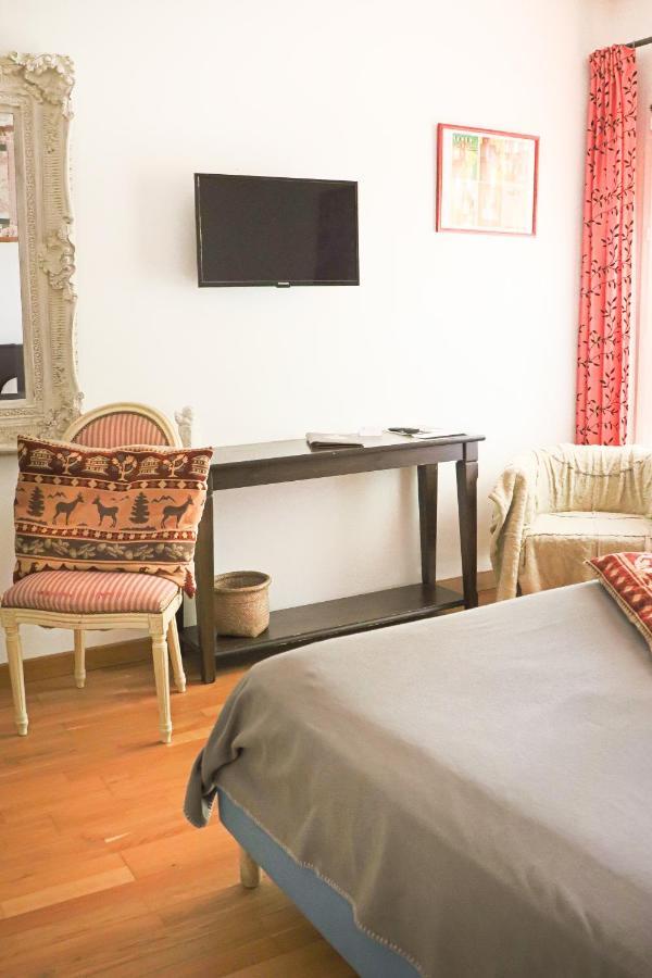 Logis Hotel La Villa Boucicaut ชาลง-ซูร์-ซอน ภายนอก รูปภาพ