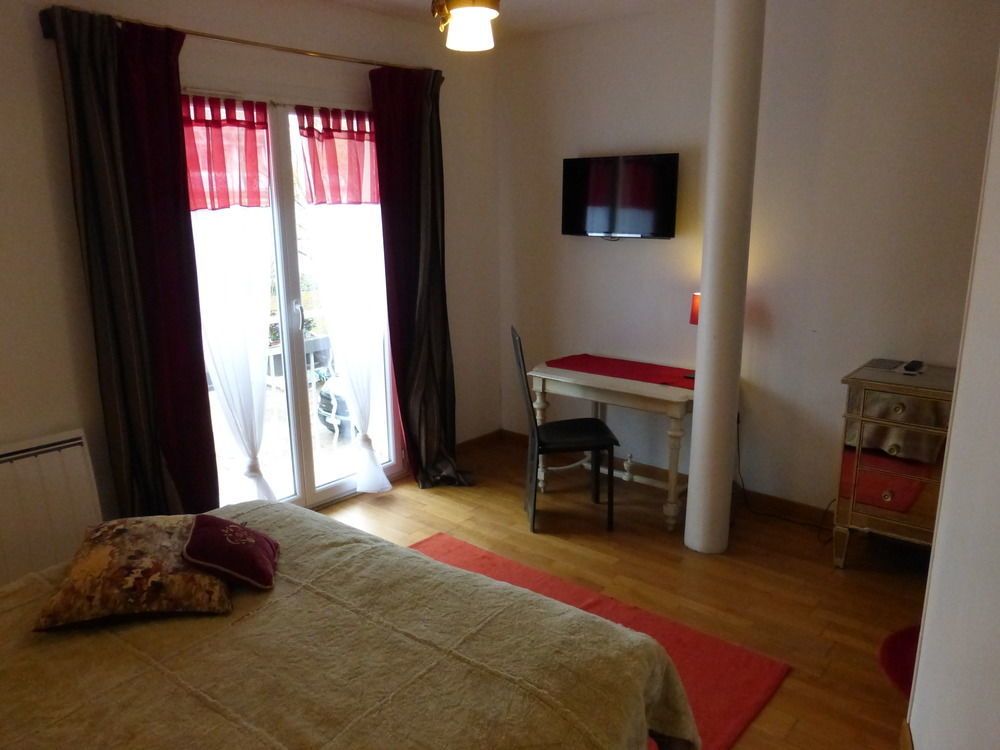 Logis Hotel La Villa Boucicaut ชาลง-ซูร์-ซอน ภายนอก รูปภาพ