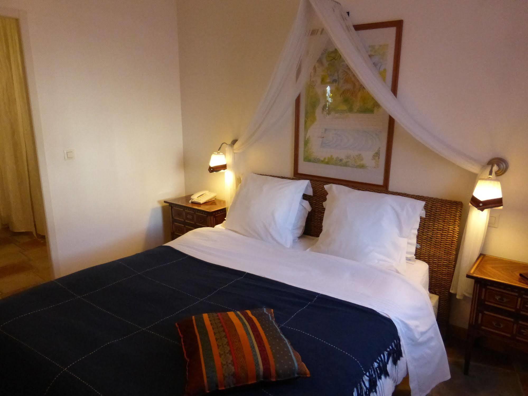 Logis Hotel La Villa Boucicaut ชาลง-ซูร์-ซอน ภายนอก รูปภาพ