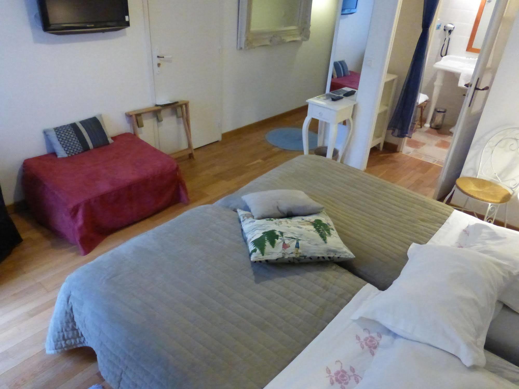 Logis Hotel La Villa Boucicaut ชาลง-ซูร์-ซอน ภายนอก รูปภาพ