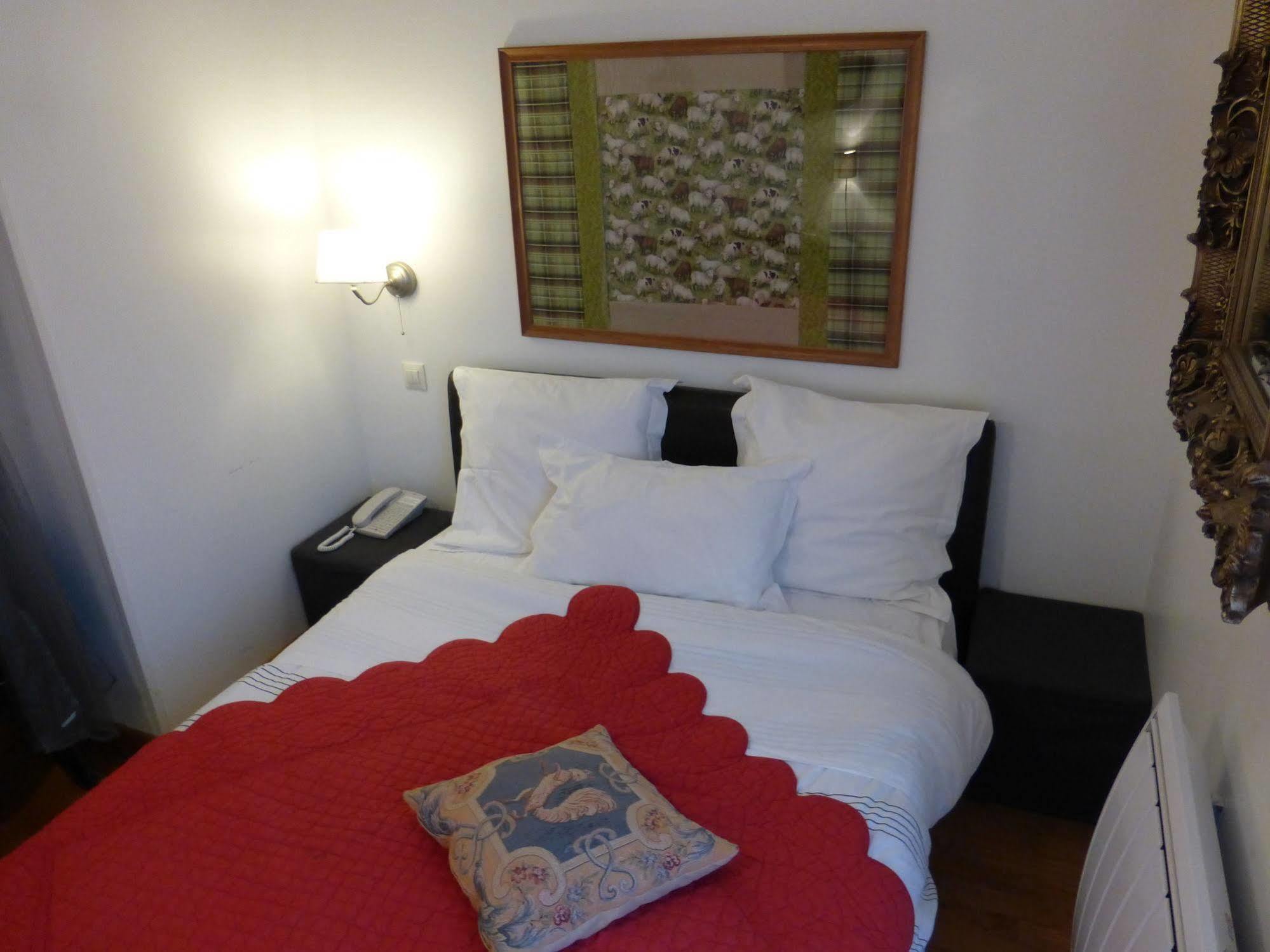 Logis Hotel La Villa Boucicaut ชาลง-ซูร์-ซอน ภายนอก รูปภาพ